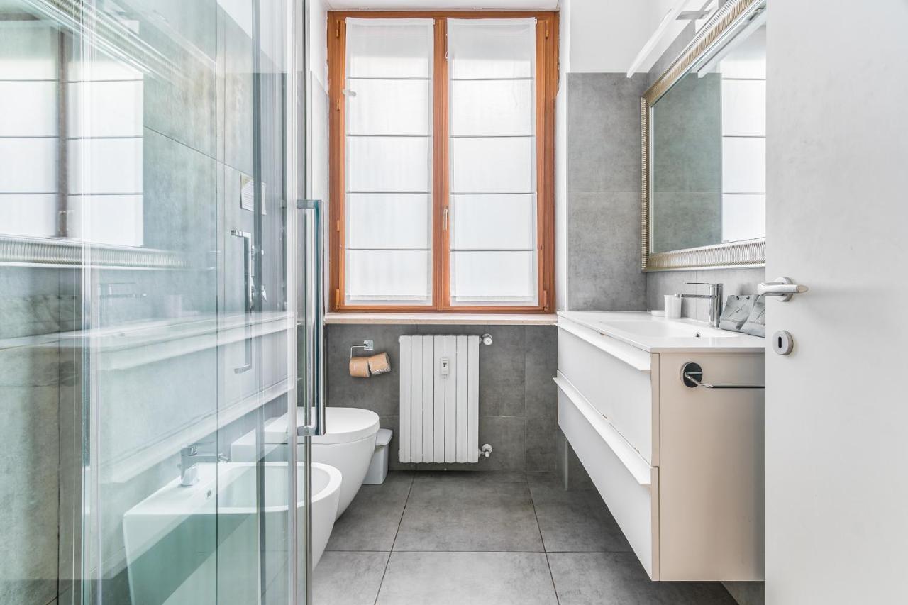 Appartamento Ampio Zona Moscova Con Due Terrazzi *